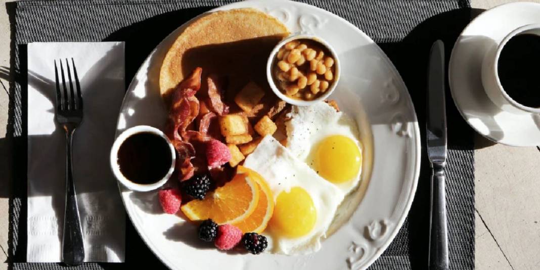 Ömrü 20 yıl uzatıyor! Kahvaltıyı bu saatte yapanlar yaşadı, uzun yaşamın sırrı buymuş 5